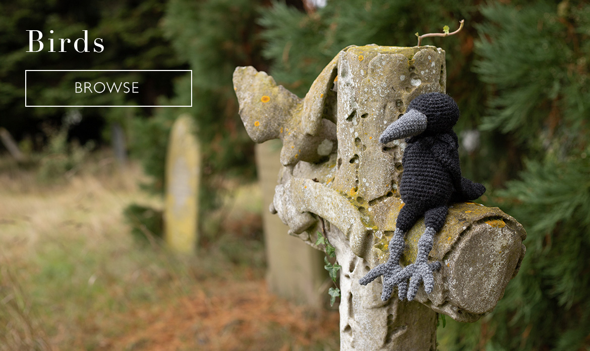 Birds raven halloween graveyard spooky crochet patterns